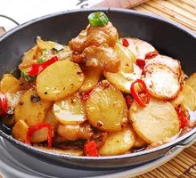 Spicy Potatoes in Dry Pot