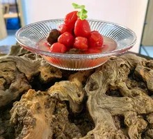 Plum-Flavored Cherry Tomatoes