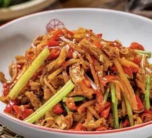 Sour Radish Stir-Fried Beef Tripe