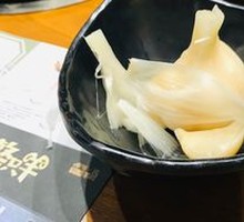 Sweet Pickled Garlic