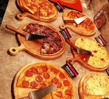 Spicy Crawfish Pizza