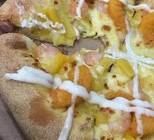 Sweet Shrimp Pineapple Pizza