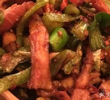 Stir-Fried Pork Intestines