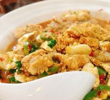 Stewed Fish Offal in Clay Pot