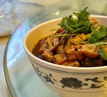 Braised Pork and Steamed Bun