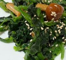Spinach with Slippery Mushroom