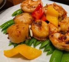 Braised Shrimp Balls with Mushroom Sauce and Fresh Abalone