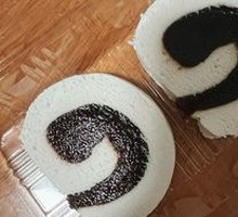 Red Bean Custard Roll