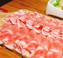 Premium Lamb Shoulder