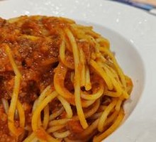Classic Italian Meat Sauce Pasta