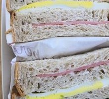 Whole Wheat Egg and Ham Sandwich