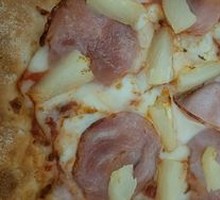 Hawaiian Pizza
