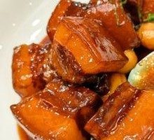 Braised Pork with Water Chestnuts