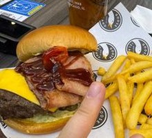 Beef Bacon Burger