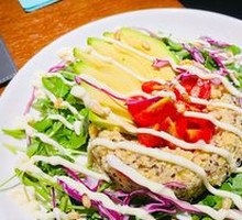 Avocado Quinoa Salad