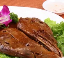 Roasted Goose Head