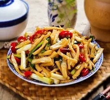 Sour Radish Stir-Fried Beef Tripe Strips