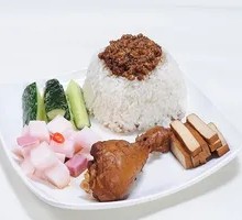 Spiced Braised Chicken Leg Rice