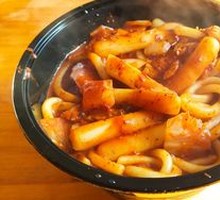 Spicy Chicken Kimchi Fried Rice Noodles