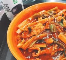 Spicy Chicken with Rice Noodles