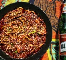 Spicy Stir-Fried Rice Noodles