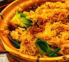 Cantonese腊味 Baozi Rice in Clay Pot