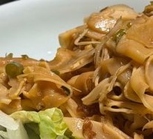 Sour Bamboo Shoots in Jade Pot