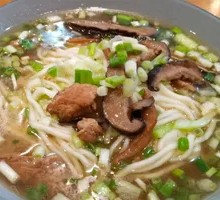 Button Mushroom Noodles