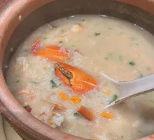 Chaozhou Shrimp and Crab Clay Pot Rice
