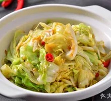 Spicy Stir-Fried Shredded Cabbage