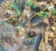 Stoneware Claypot Turtle Stew