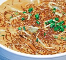 Clam and Noodles Stir-fry