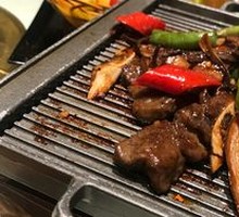 Stoneware Sirloin Bones