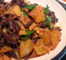 Red Mushroom Potato Slices