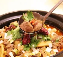 Braised Beef Tendons and Offal Feast