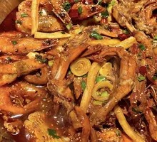 Chicken Wing Shrimp Pot