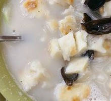 Lamb Soup with Flatbread