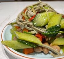 Clear Beef Noodle Soup + Cold Dishes + Egg