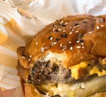 Fresh Pineapple Castle