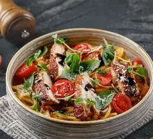 Chef's Secret Yellow Tomato Pasta