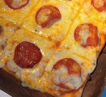 Italian Salami Pizza