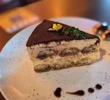 Handmade Classic Tiramisu