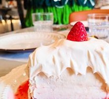 Comic Strawberry Waterfall Cheese