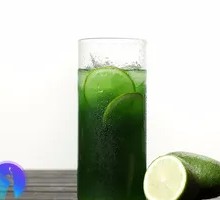 Handcrafted Thai Green Tea Lemonade
