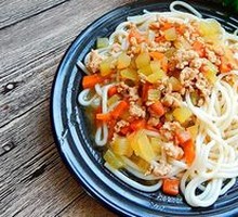 Dry Tossed Rice Noodles