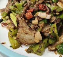 Stir-fried Pig's Head Meat