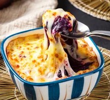 Cheesy Mashed Potatoes Bake