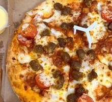 Italian Meat Sauce Pizza