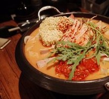 Military-style Hot Pot