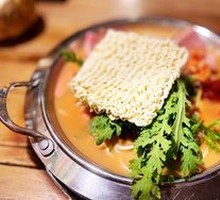 Military Rice Cake Hot Pot